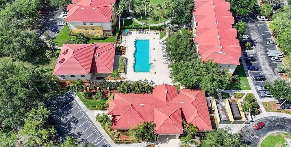 11530 Villa Grand 1101-8