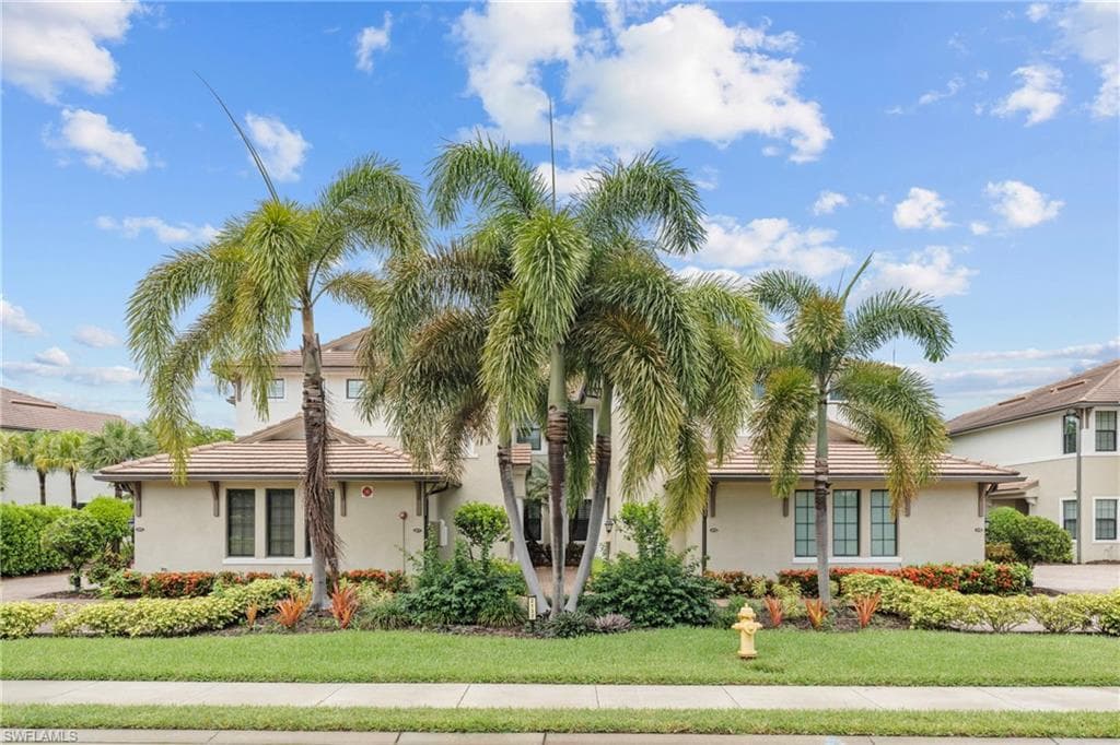 2137 FRANGIPANI CIR 102-5