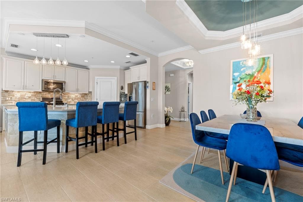 2137 FRANGIPANI CIR 102-14