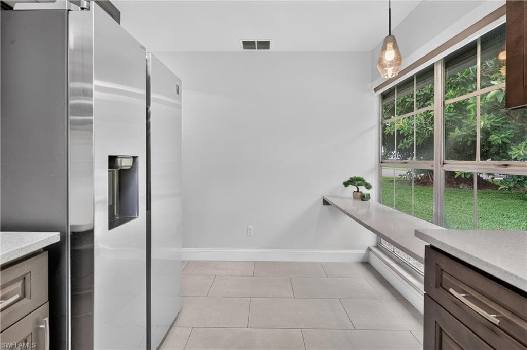 10452 Lakeport CT-5