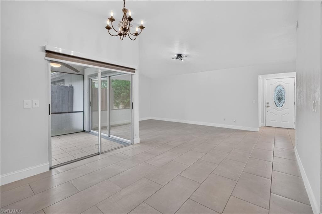 10452 Lakeport CT-15