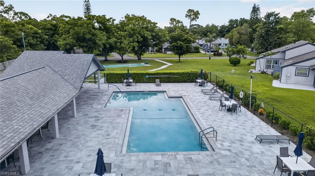 10452 Lakeport CT-25