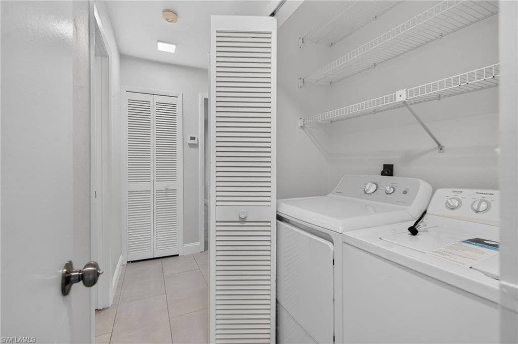 10452 Lakeport CT-21