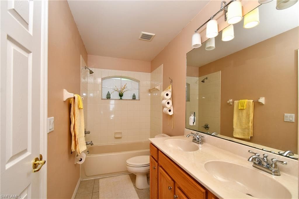 8676 Athena CT-22