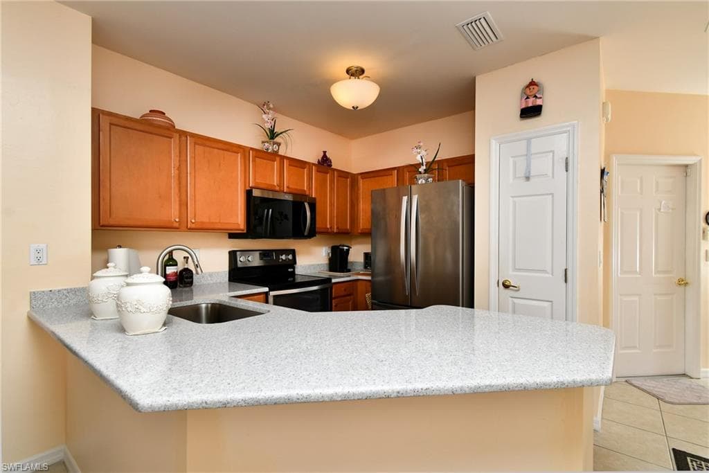 8676 Athena CT-10