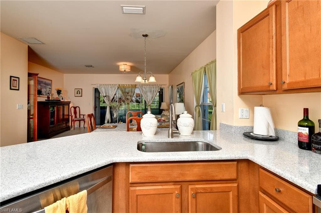 8676 Athena CT-8