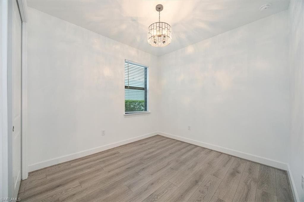 10335 Ventana LN-17