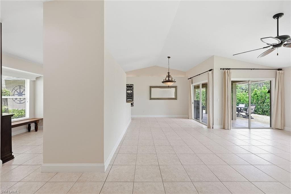 1073 Alhambra CIR-23