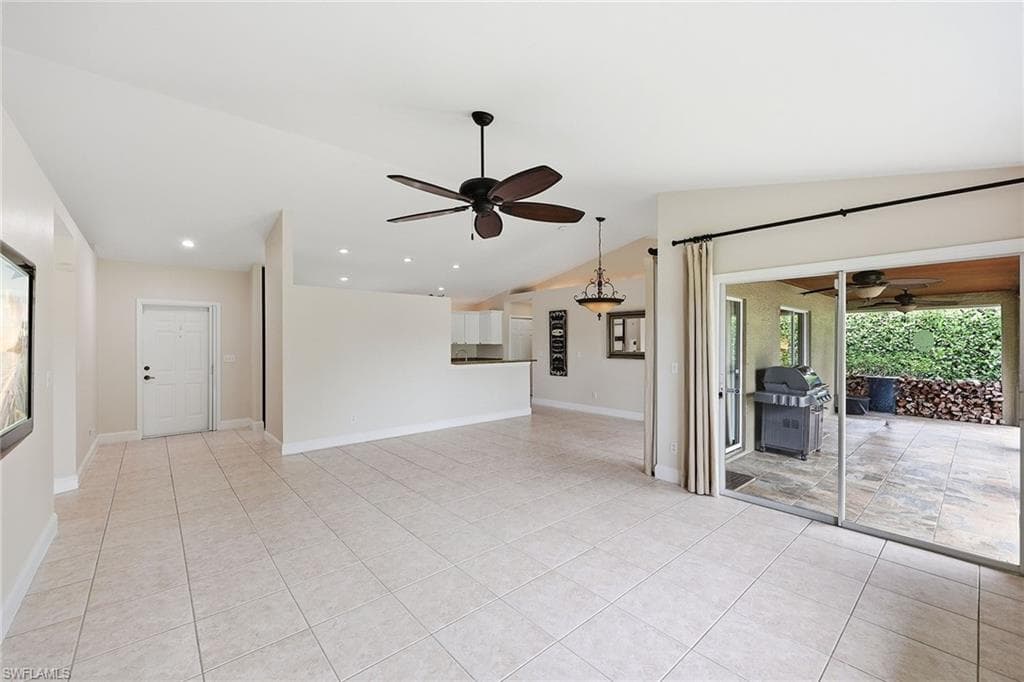 1073 Alhambra CIR-24