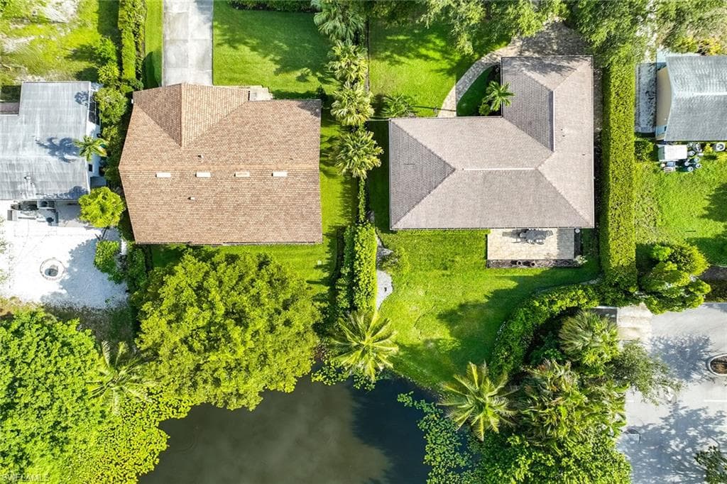 1073 Alhambra CIR-44