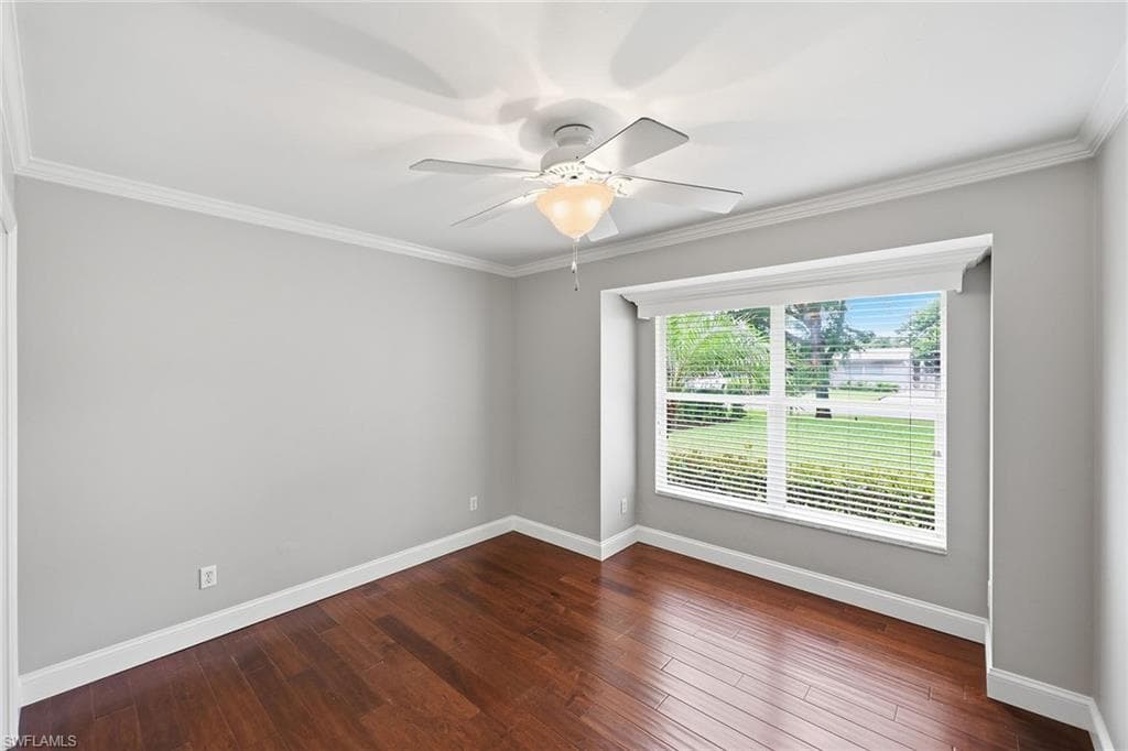 1073 Alhambra CIR-35
