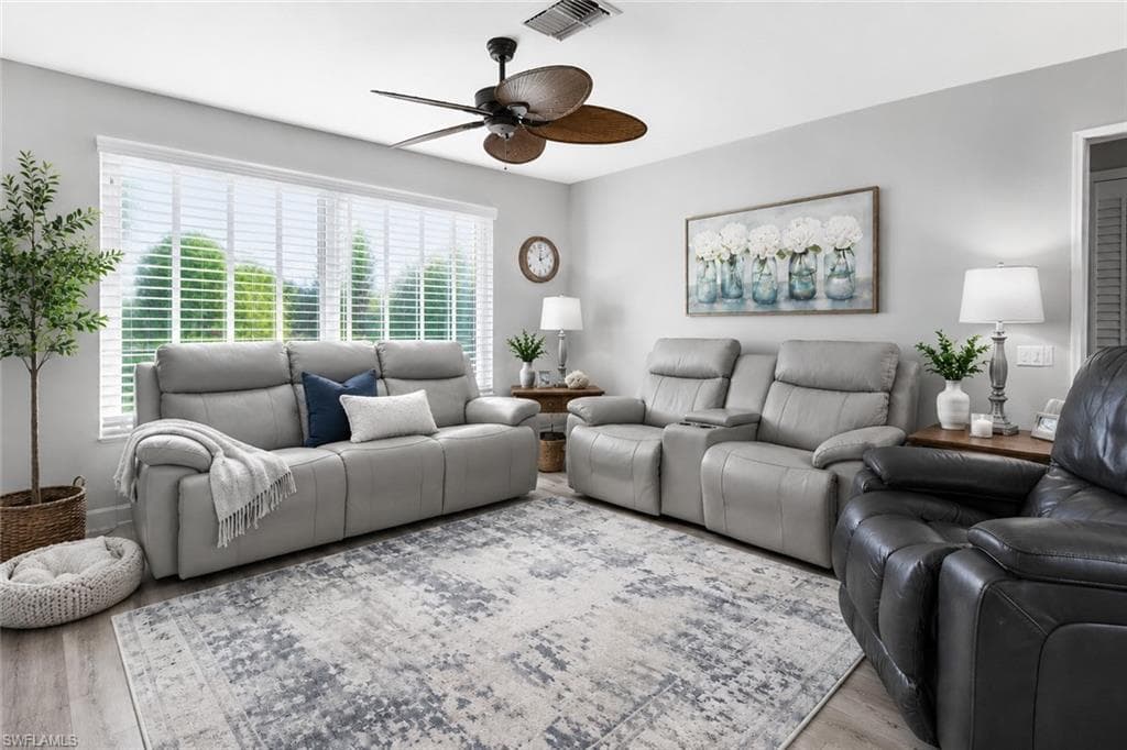 1352 Oaklawn CT-5
