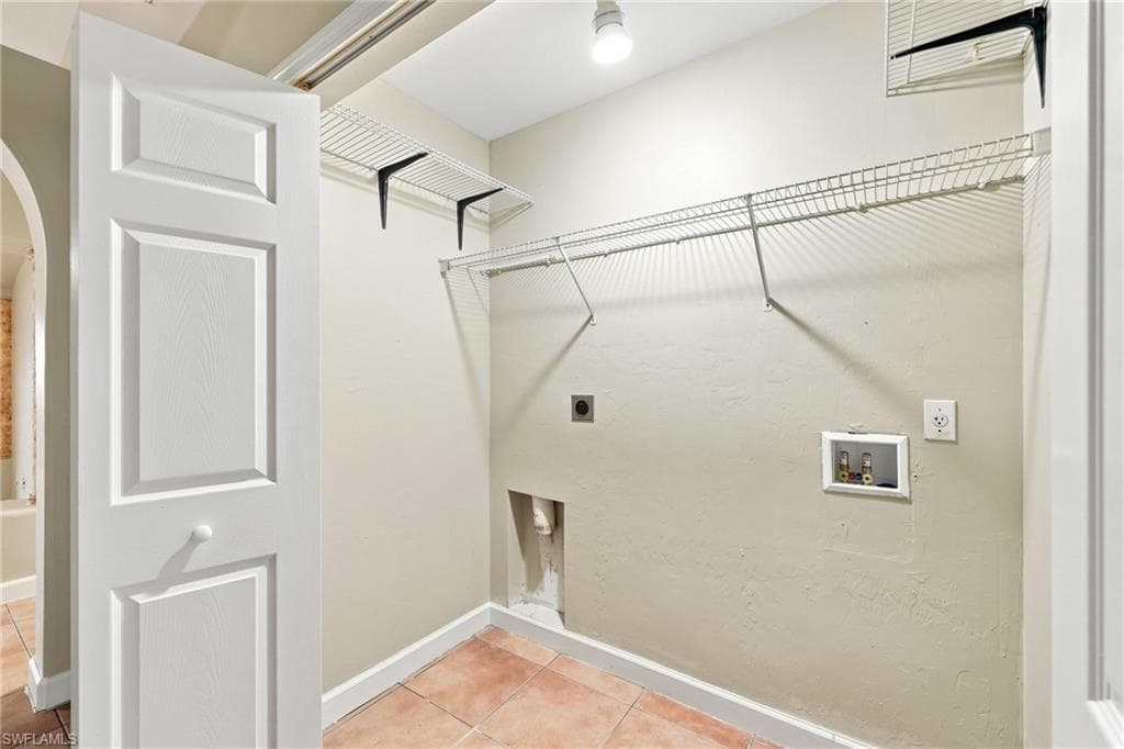 4438 Pine Lake RD-27