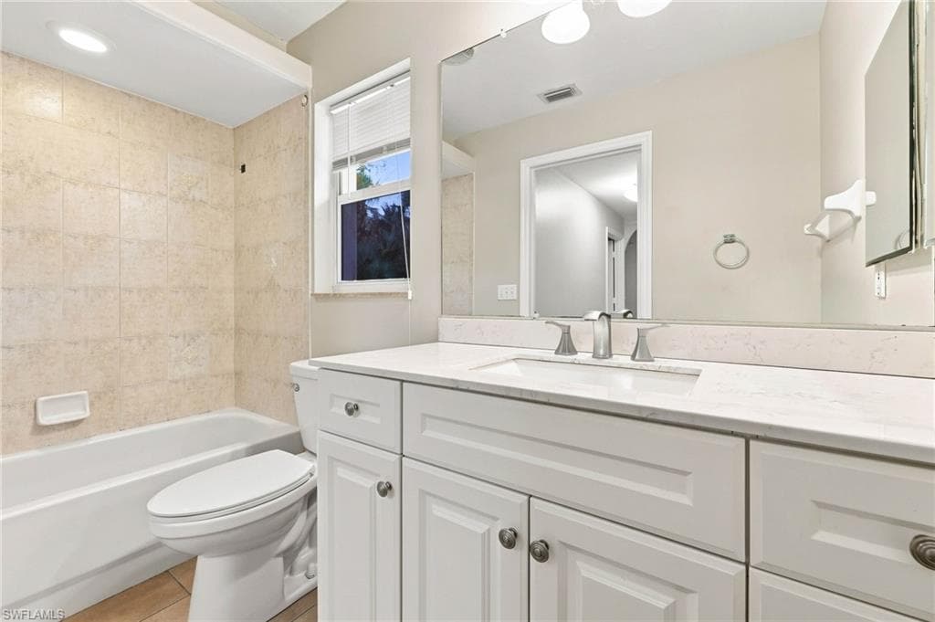 4438 Pine Lake RD-26