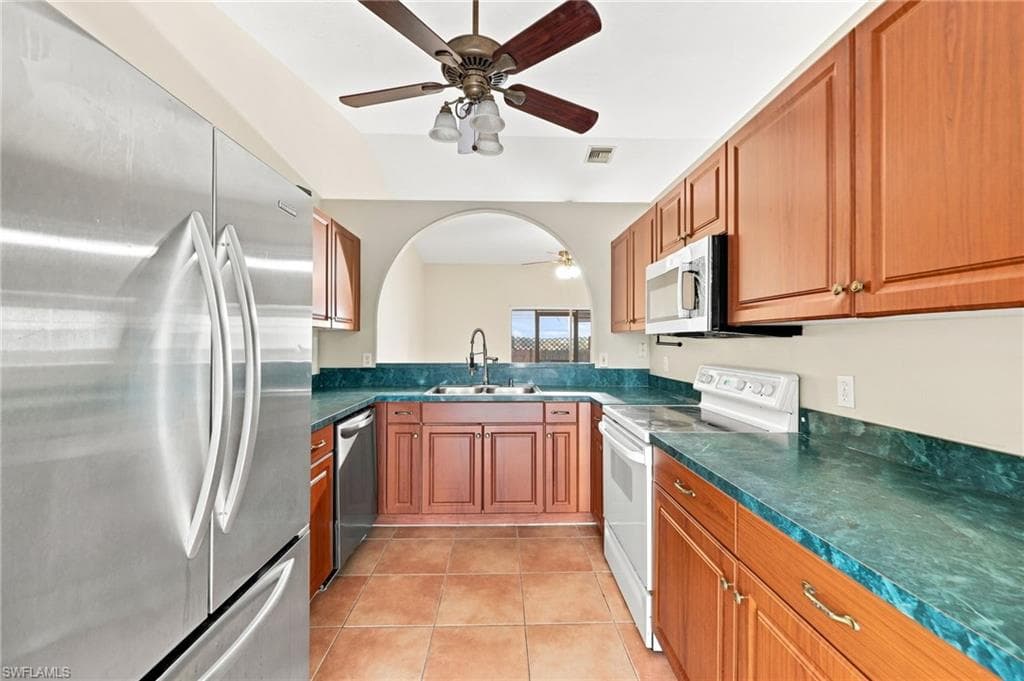 4438 Pine Lake RD-20