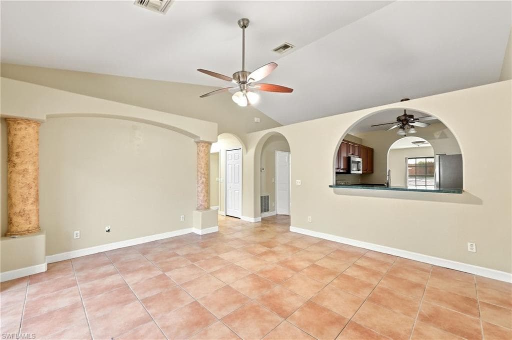 4438 Pine Lake RD-18