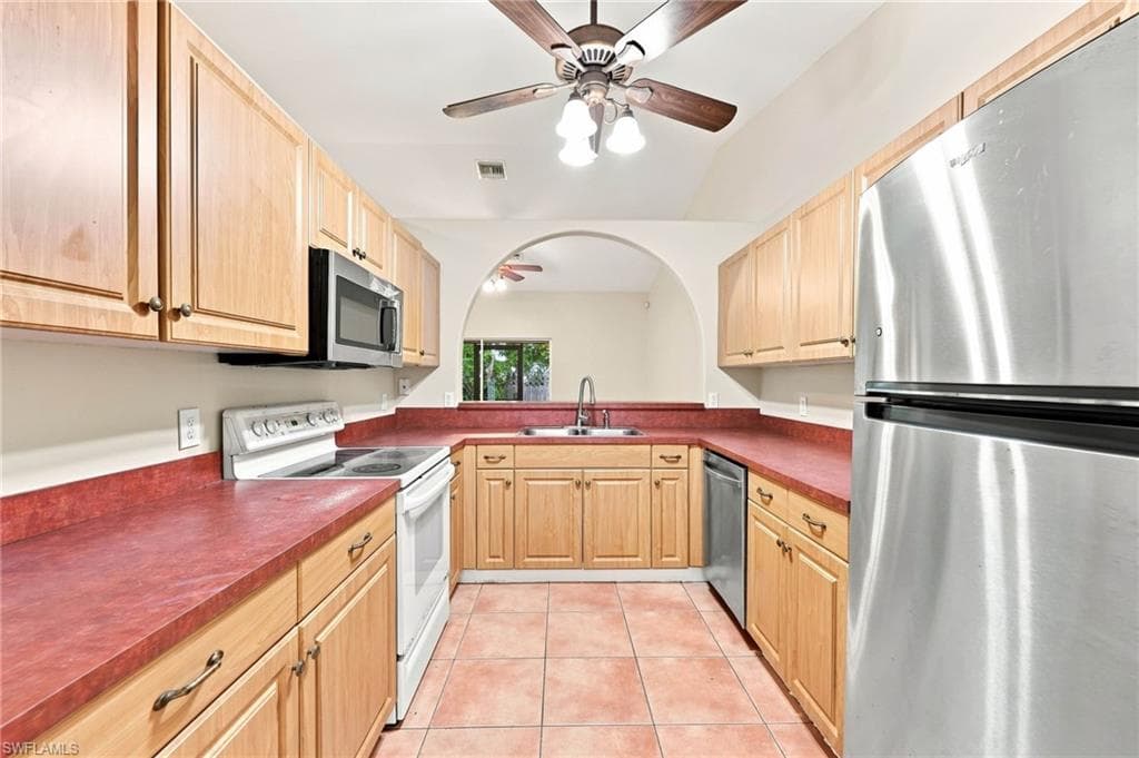 4438 Pine Lake RD-8