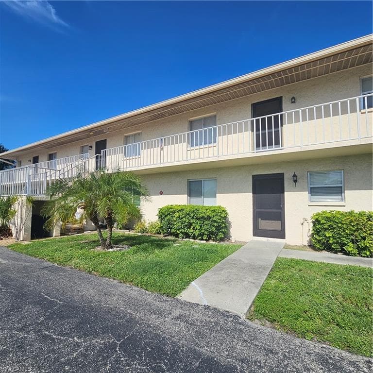 4616 Skyline BLVD 104-2