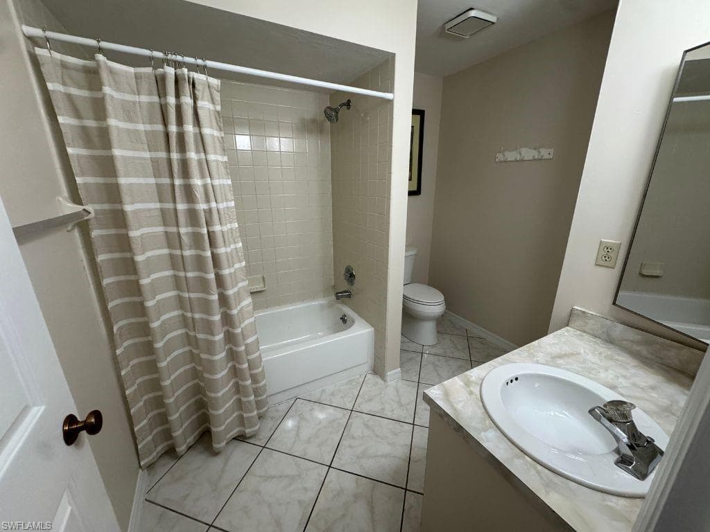27810 Hacienda East BLVD 205B-29