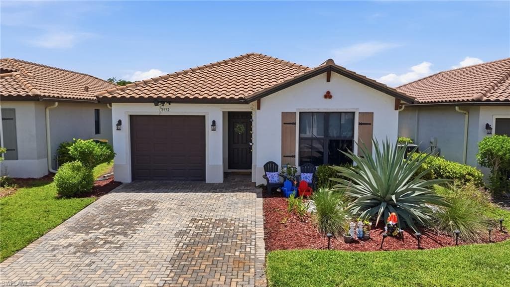 8932 Madrid CIR-6