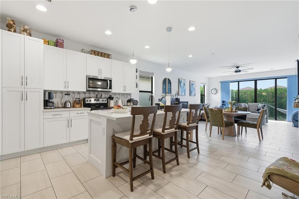 8932 Madrid CIR-12