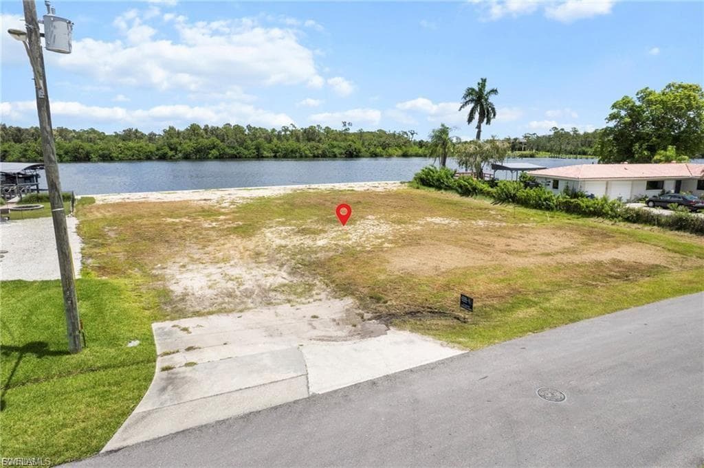 13838 River Forest DR-10