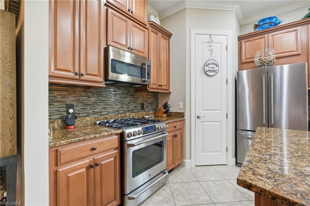 23729 Pebble Pointe LN-11