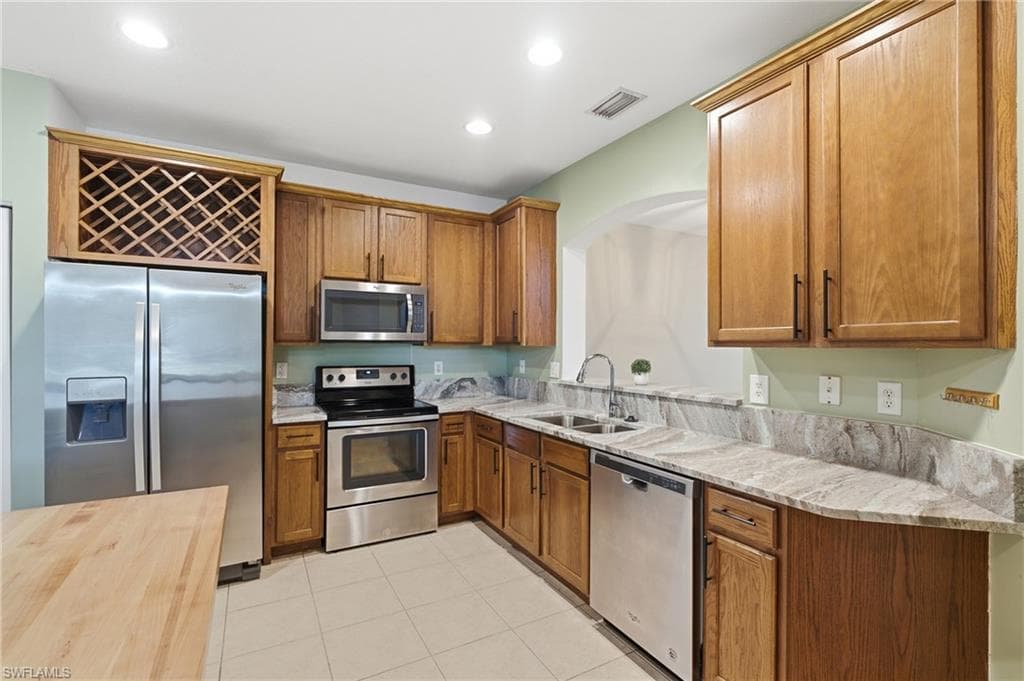 3174 Antica ST-9