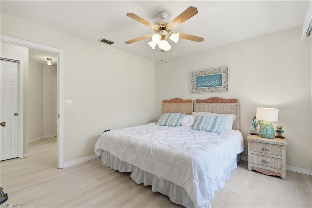 20918 Country Barn DR-24