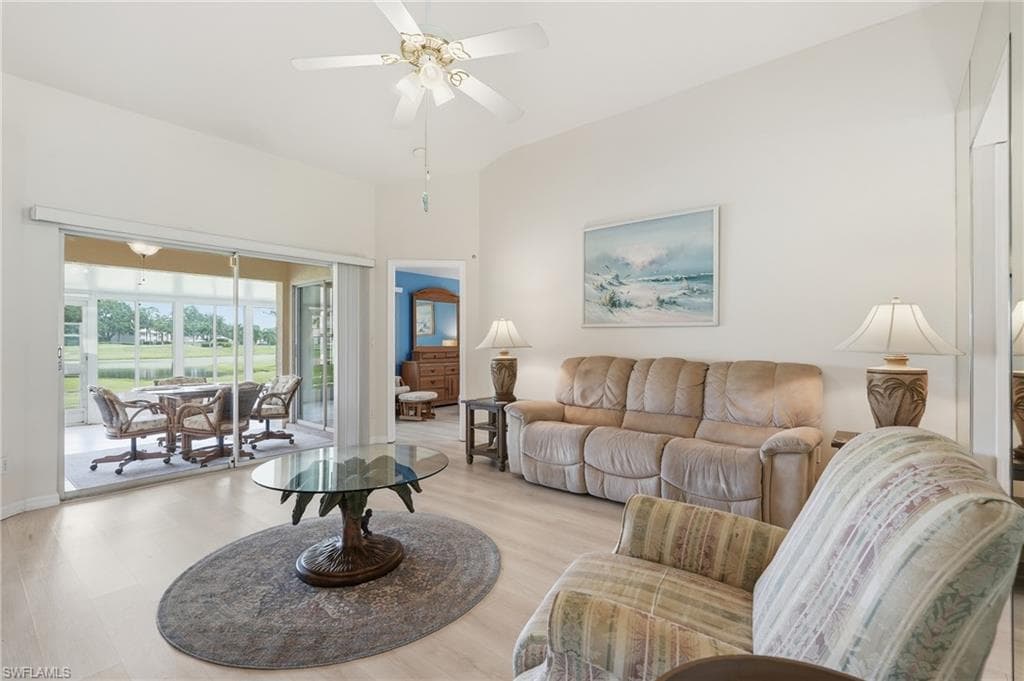20918 Country Barn DR-11