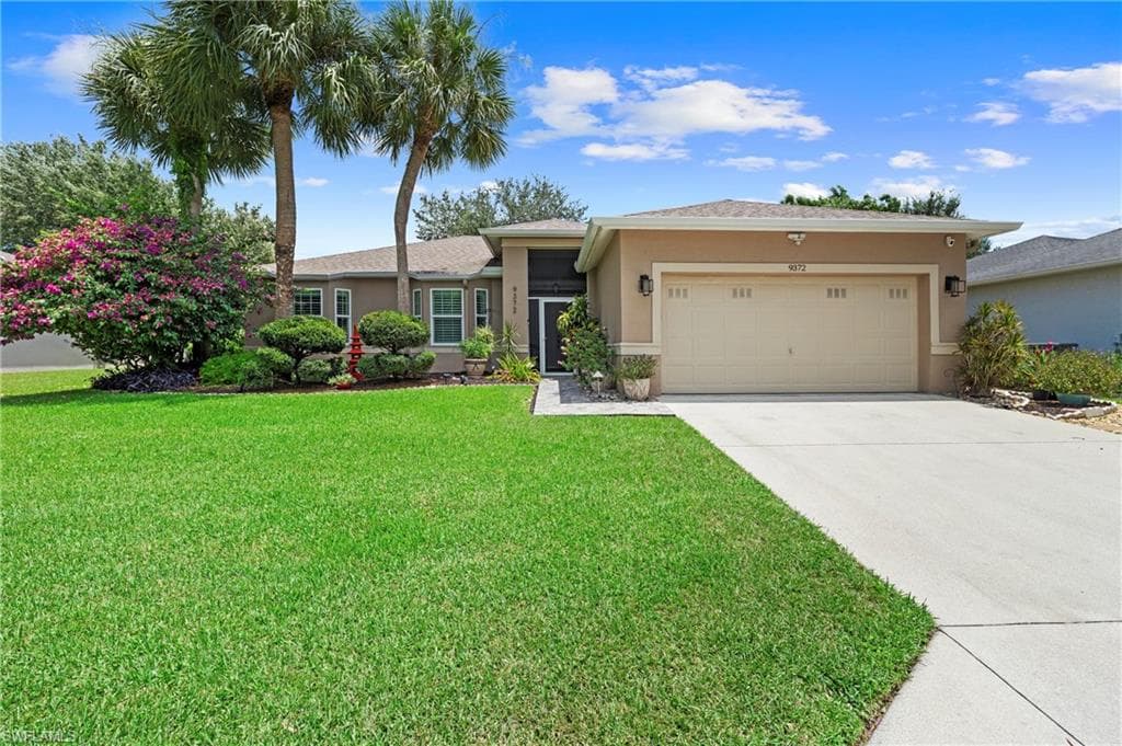 9372 Lake Abby LN-1