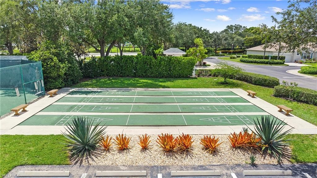 9372 Lake Abby LN-34