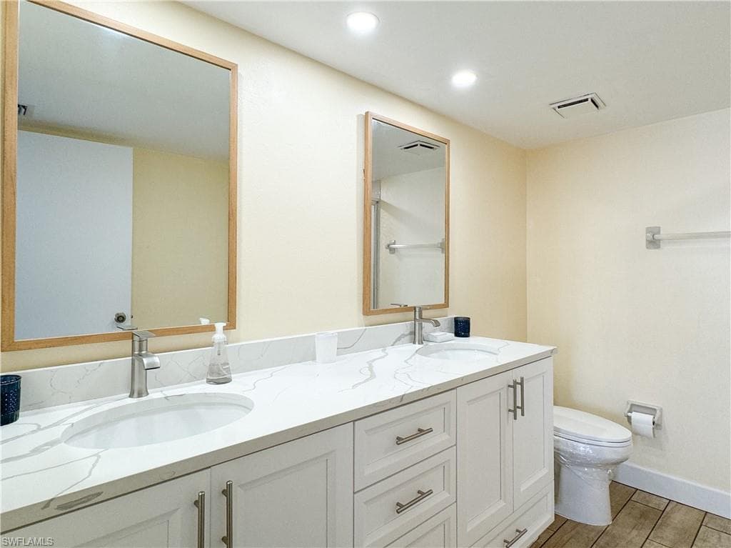7794 Emerald CIR A-102-26