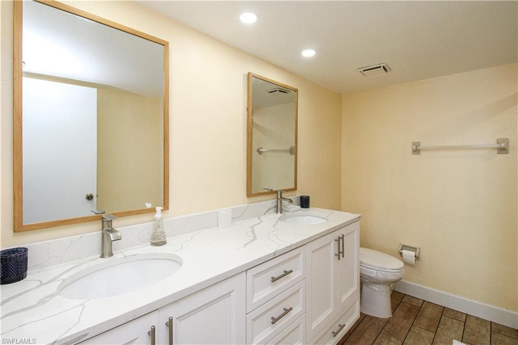 7794 Emerald CIR A-102-40