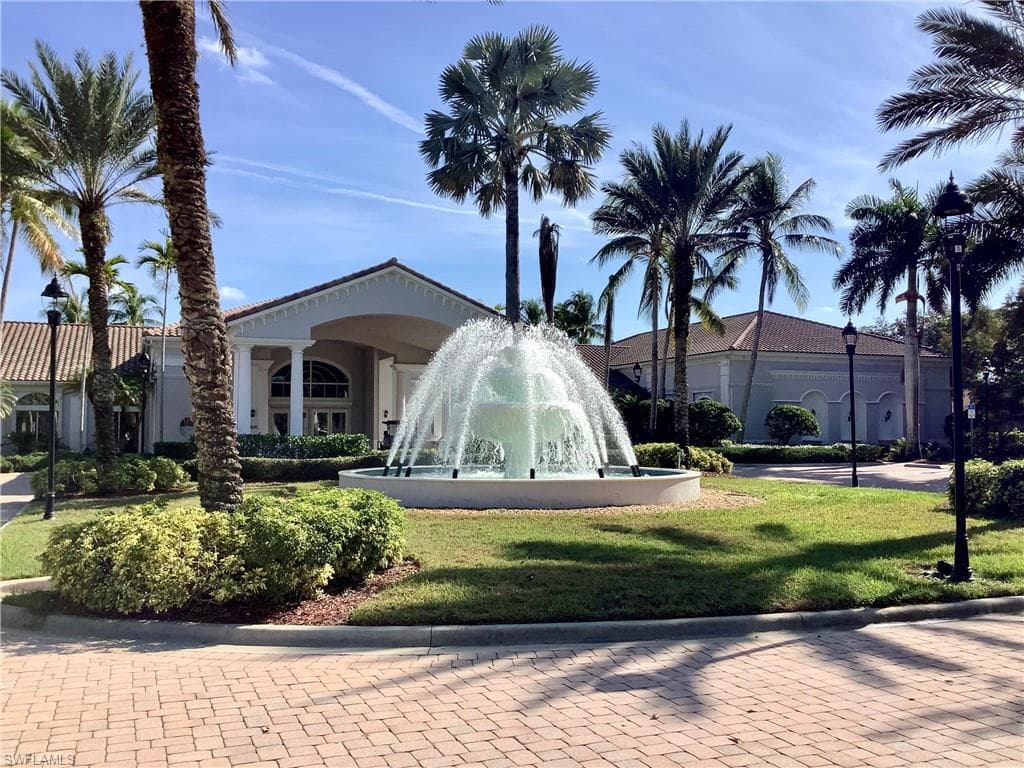 8901 Cascades Isle BLVD-13