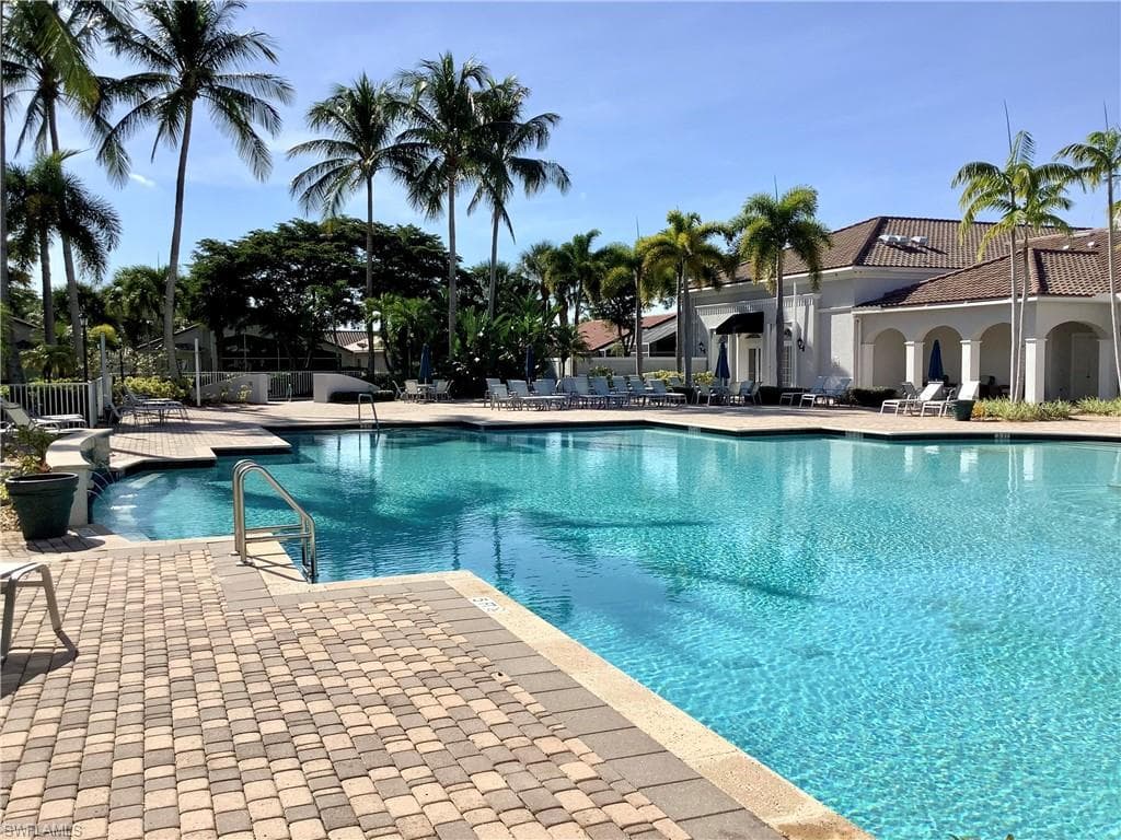 8901 Cascades Isle BLVD-16