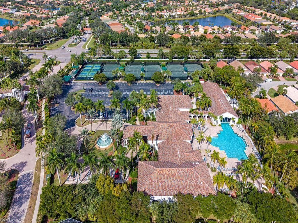 8901 Cascades Isle BLVD-12