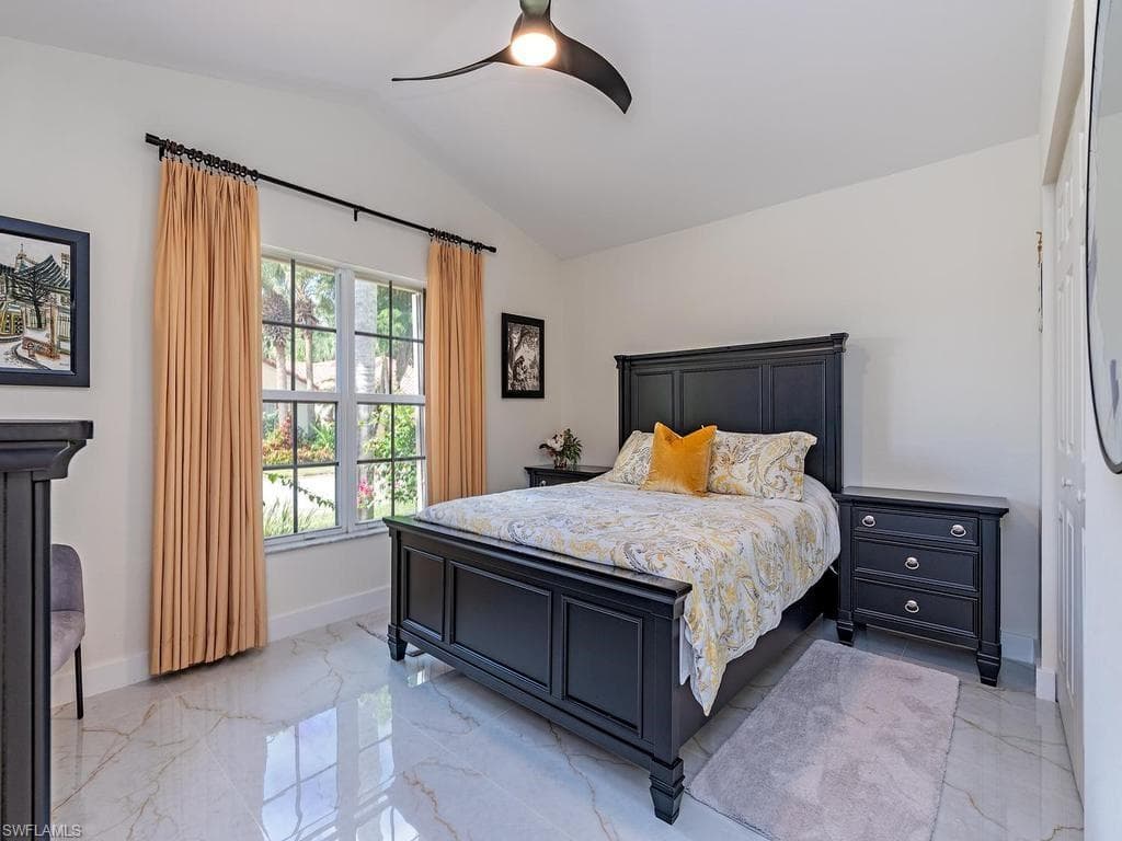 8901 Cascades Isle BLVD-9