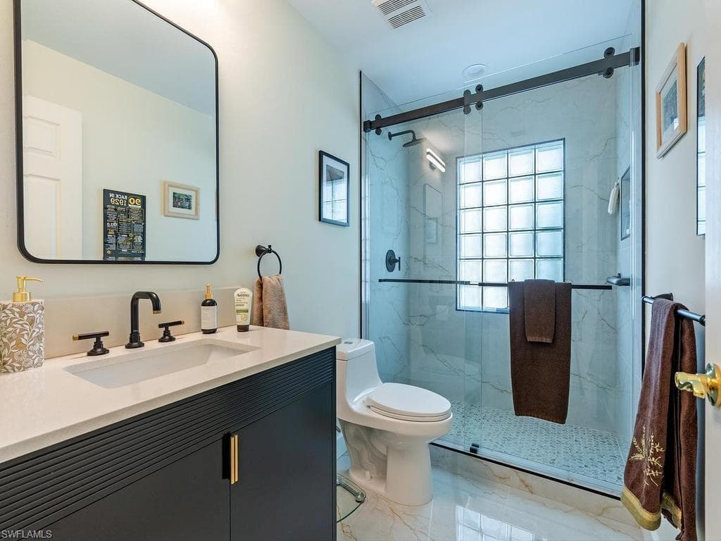 8901 Cascades Isle BLVD-10