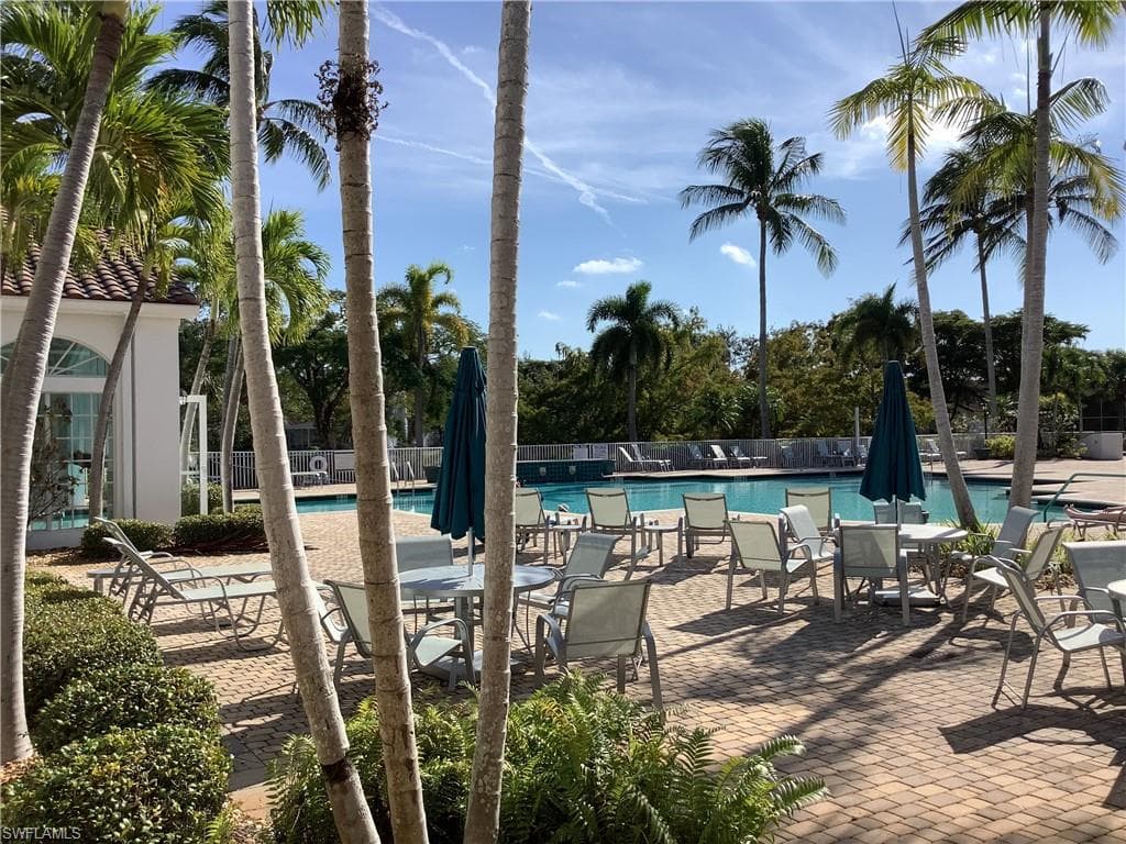 8901 Cascades Isle BLVD-14