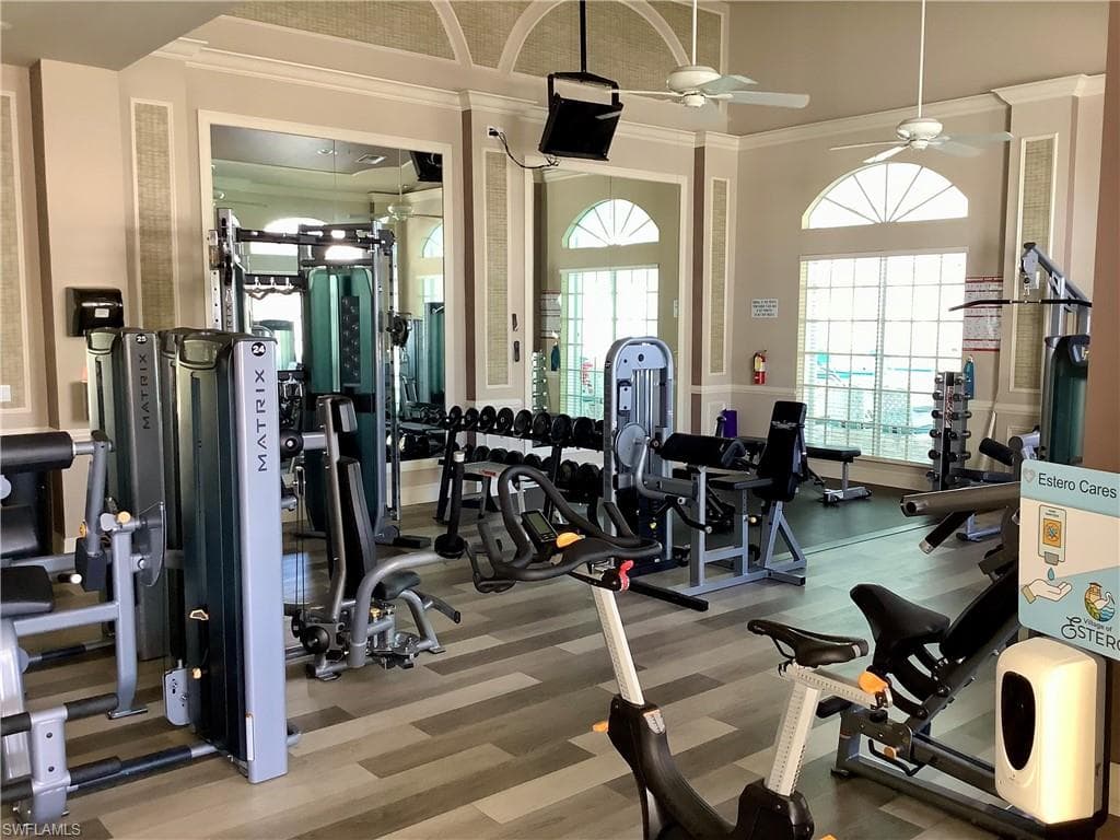8901 Cascades Isle BLVD-18