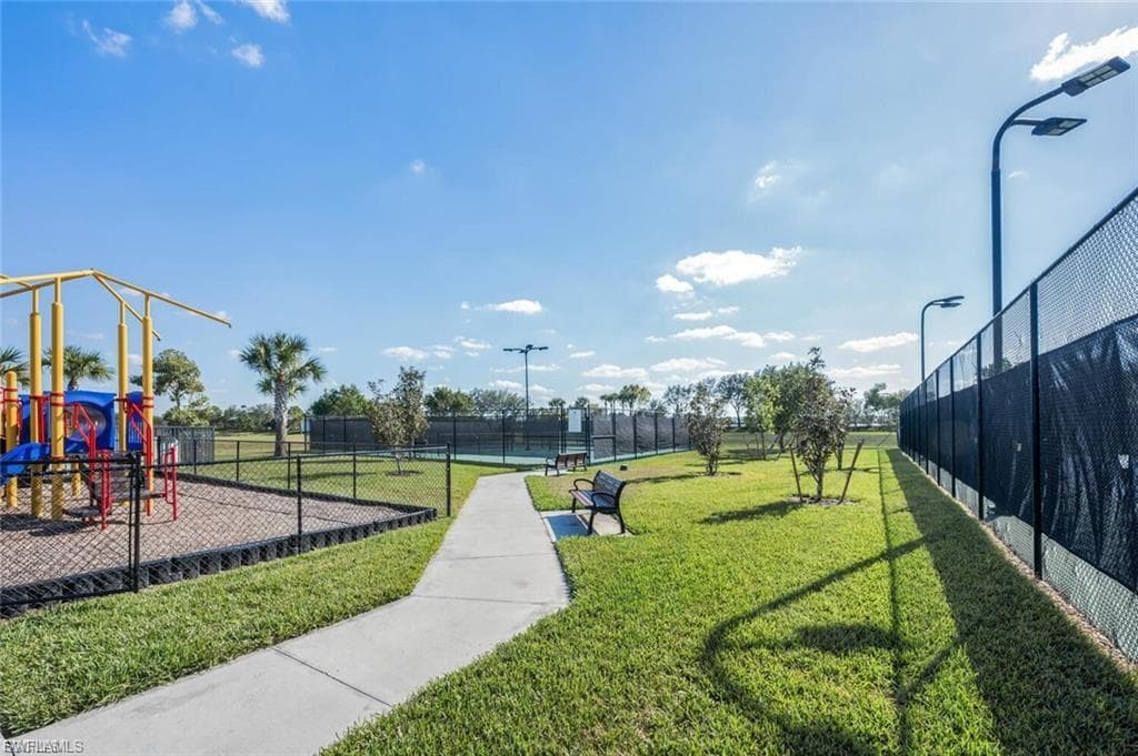 14195 Oviedo PL-42