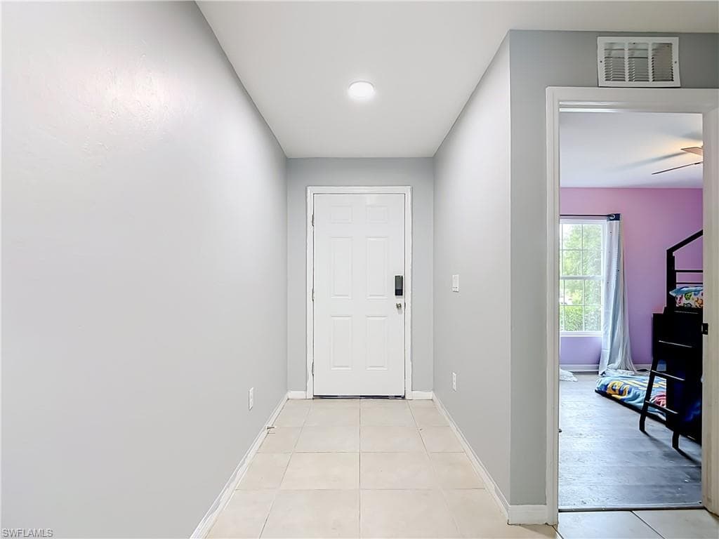4306 NE 24th PL-4
