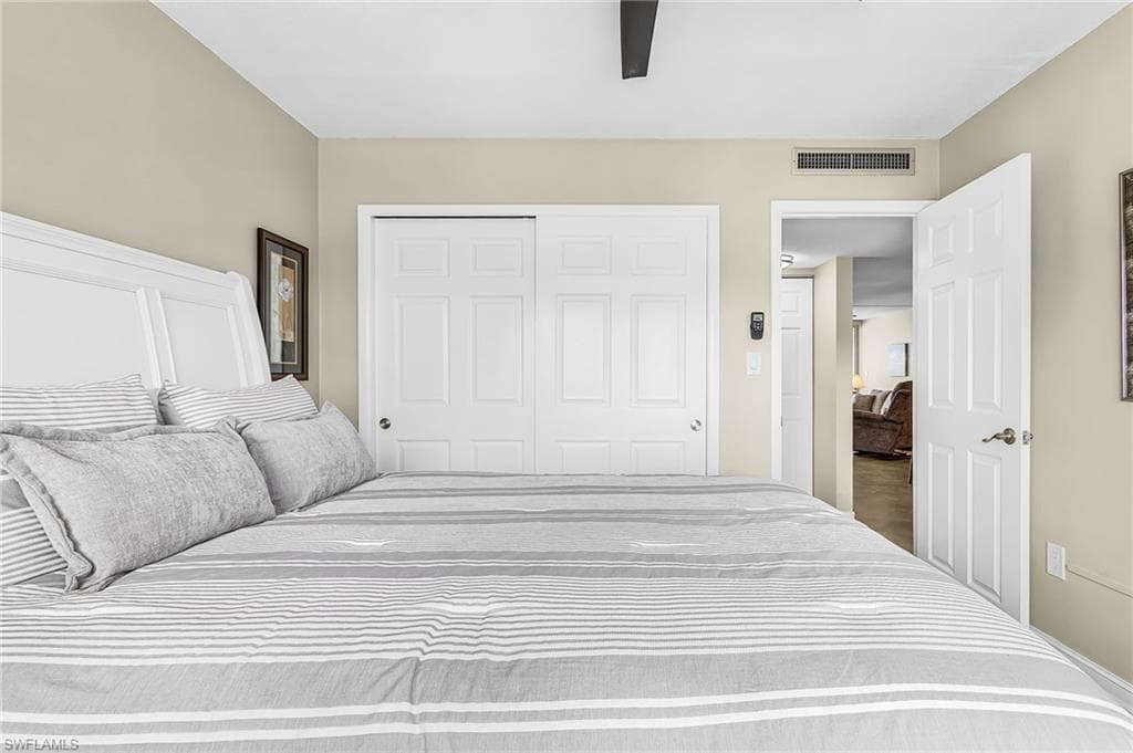 26340 Hickory BLVD 304-20