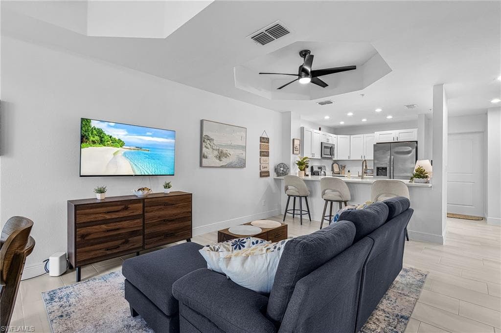 1803 Samantha Gayle WAY 109-16