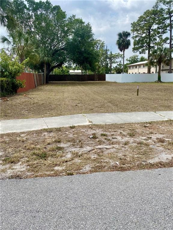 2318 Katherine ST-1