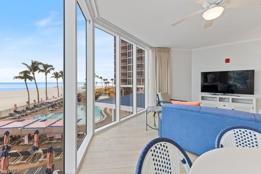 200 Estero BLVD 101-13