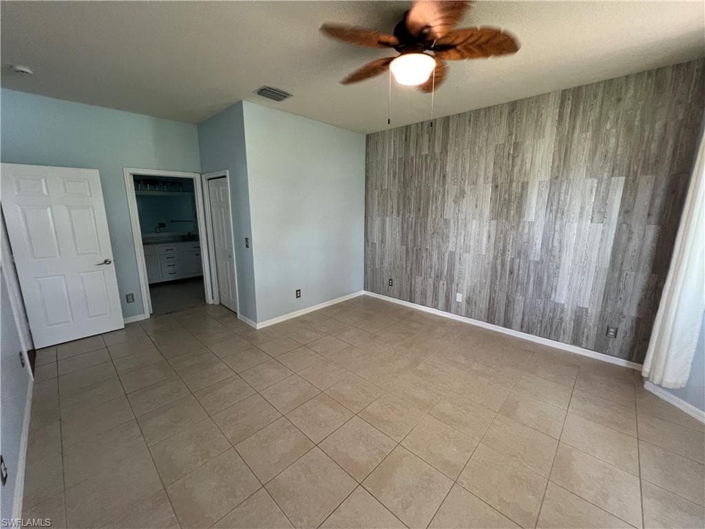 608 Crossfield CIR-22