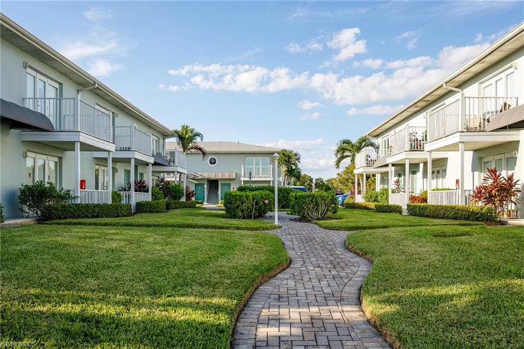 3322 N Key DR 2-3