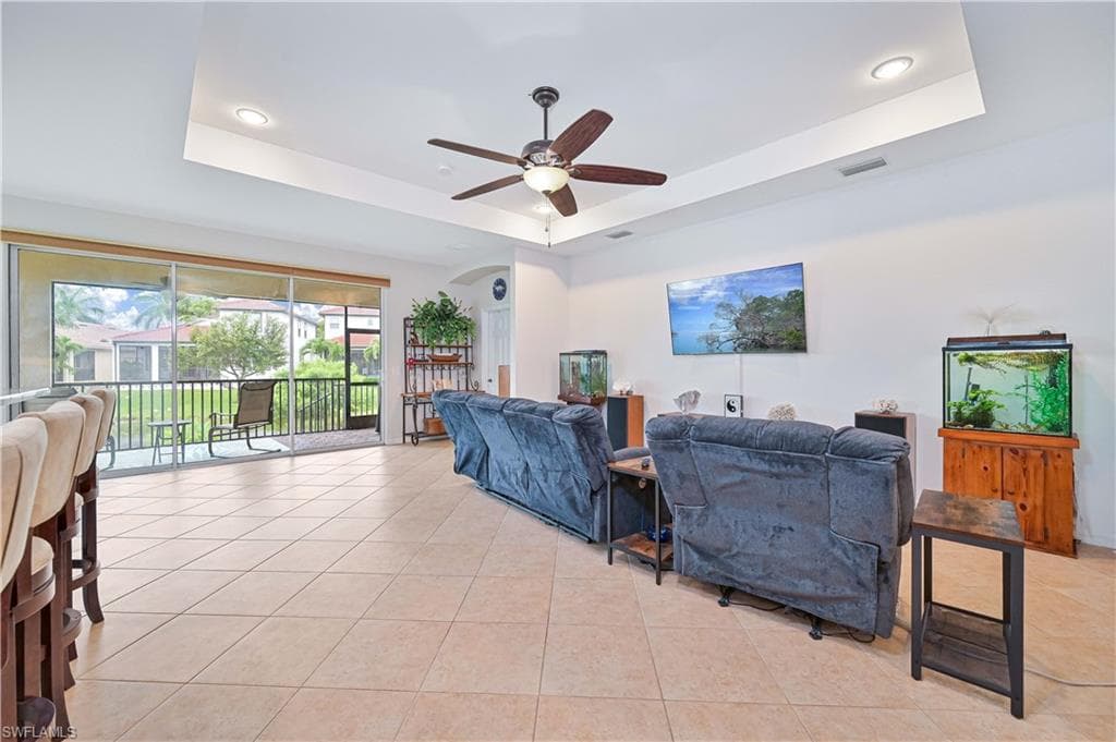 8641 Banyan Bay BLVD-18
